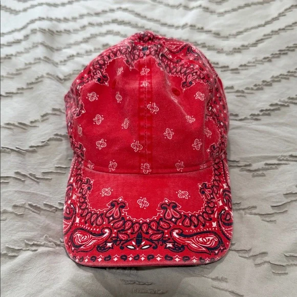 GAP Red Bandana Print Cap - Picture 1 of 3
